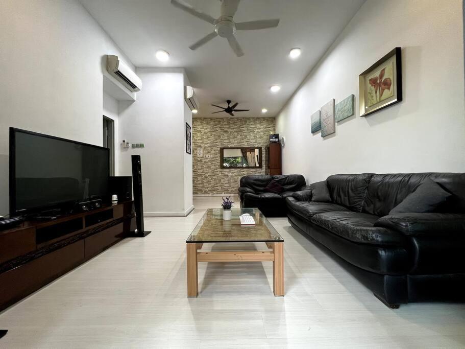 Luxury The Loft Comfort & Convenient Homestay 4 Kota Kinabalu Exterior foto